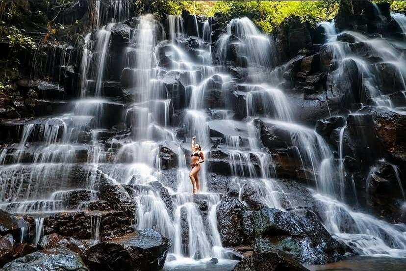 Ubud all inclusive - Bali swing, koi boat photo, monkey forest and waterfall Ubud tour 2