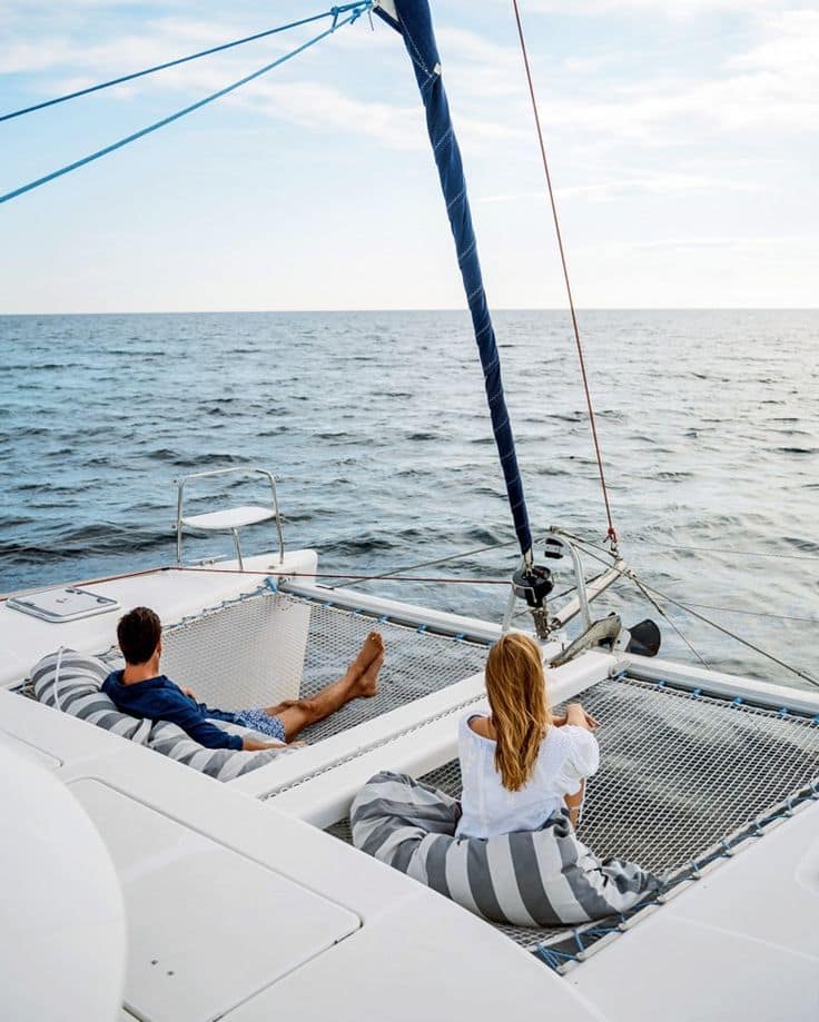 2hr Lisbon Luxury VIP Sunset and Wine Catamaran tour - High season (Mar - Oct) 3