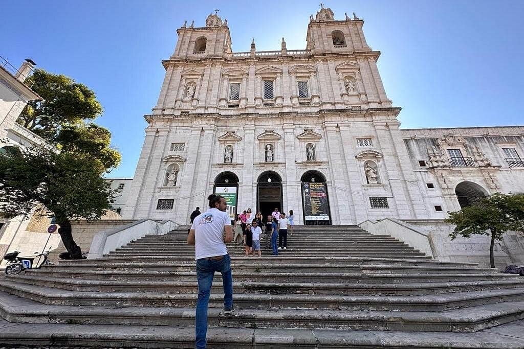 Lisbon - 4Hour Private Tuk Tuk Tour 2