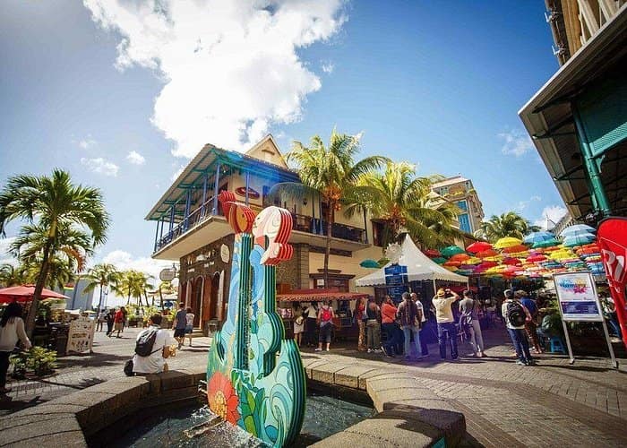 Group of Four - Private taxi : North guided tour of Mauritius. 2