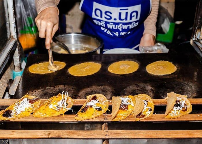 Bangkok - Old Siam Bangkok Food Tour with 15+ Tastings 2