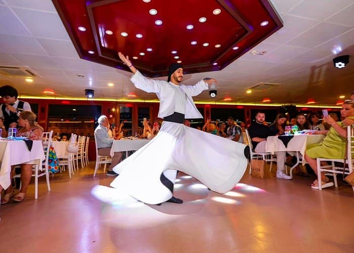 Istanbul Bosphorus Dinner Cruise with Alcoholic Drinks, Pick- up and Show 2