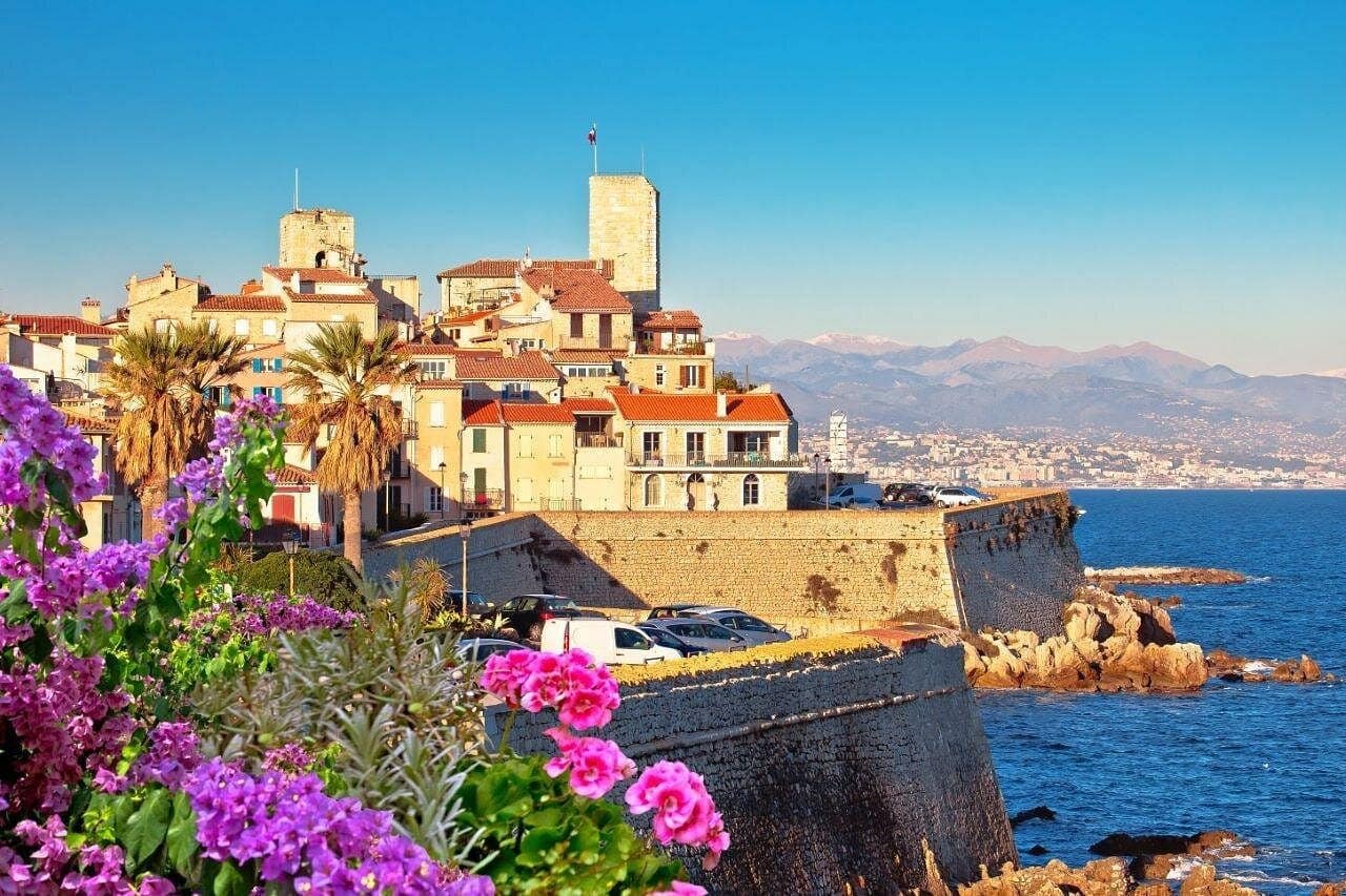 Half Day Tour in Cannes, Antibes and St Paul de Vence 4