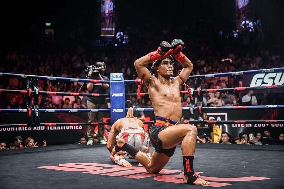 Ring side Seats Muay Thai Boxing Match Tickets at Rajadamnern Stadium in Bangkok 3