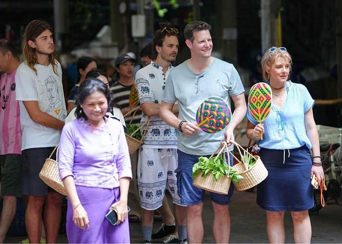 Thai Cooking Class in Bangkok's Old Town with Market Tour 4