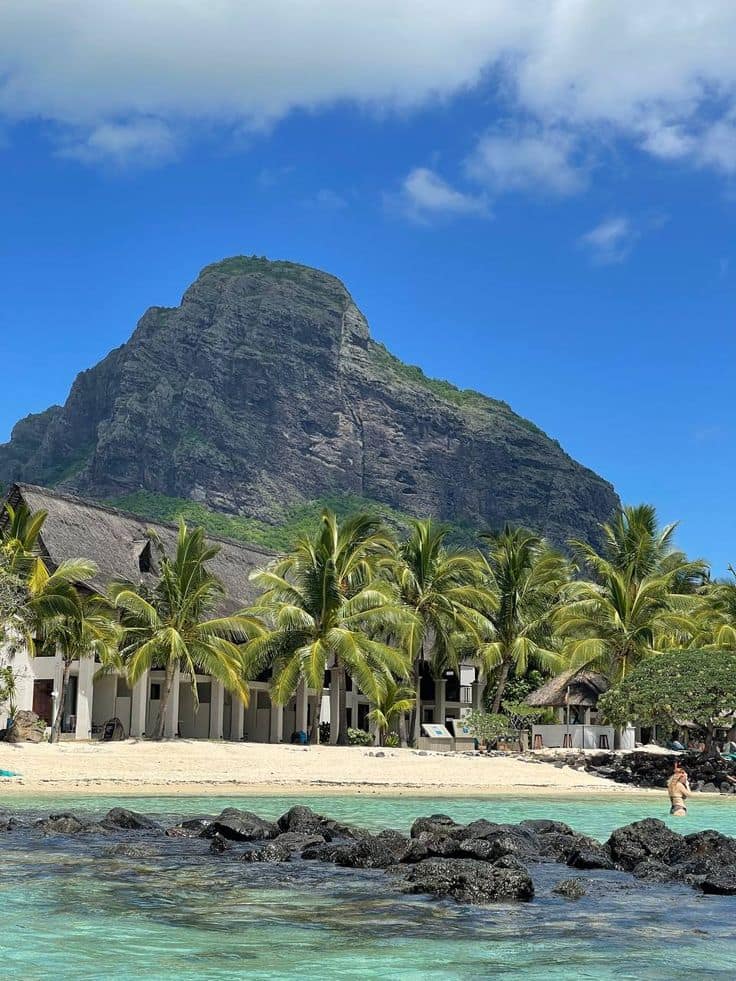 MAURITIUS 2