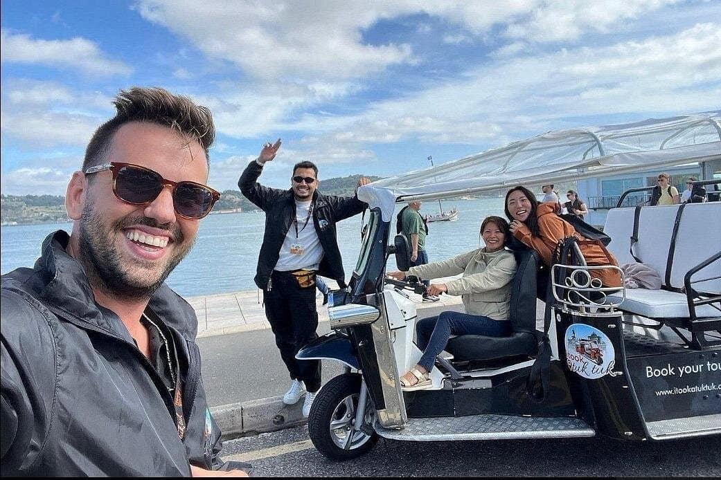 Lisbon - 4Hour Private Tuk Tuk Tour