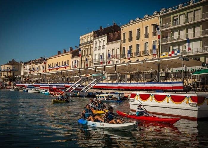 3 Hour Sea Kayak Trip in the Canals of Sete