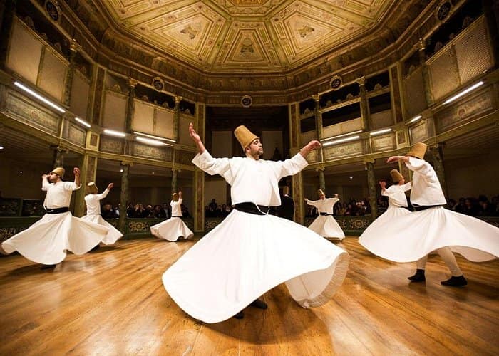 Istanbul Traditional Turkish Dinner and Dervish Experience